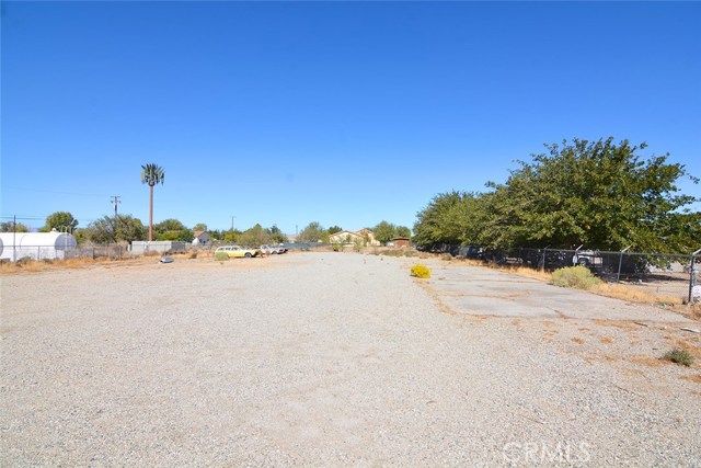 3311 E Avenue I Glendale  Home Listings - Green World Realty and Financial Services Glendale Real Estate