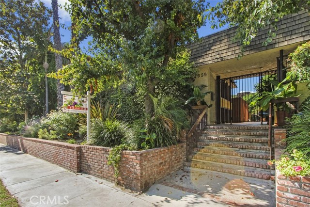 4655 Natick Avenue Glendale  Home Listings - Green World Realty and Financial Services Glendale Real Estate